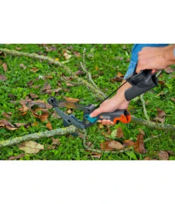 GARDENA Combisystem-Bypass-Baumschere 15 GARDENA Combisystem-Bypass-Baumschere -Weber Store 2848687 WE MO 003 GardenaCSBaunschereBypassHochastschere