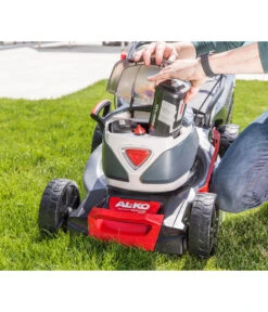 AL-KO Akku-Rasenmäher 46.2 LI SP Comfort, Inkl. Akku -Weber Store 6942692 WE DE 001 AkkuRasenmaeherSPComfort